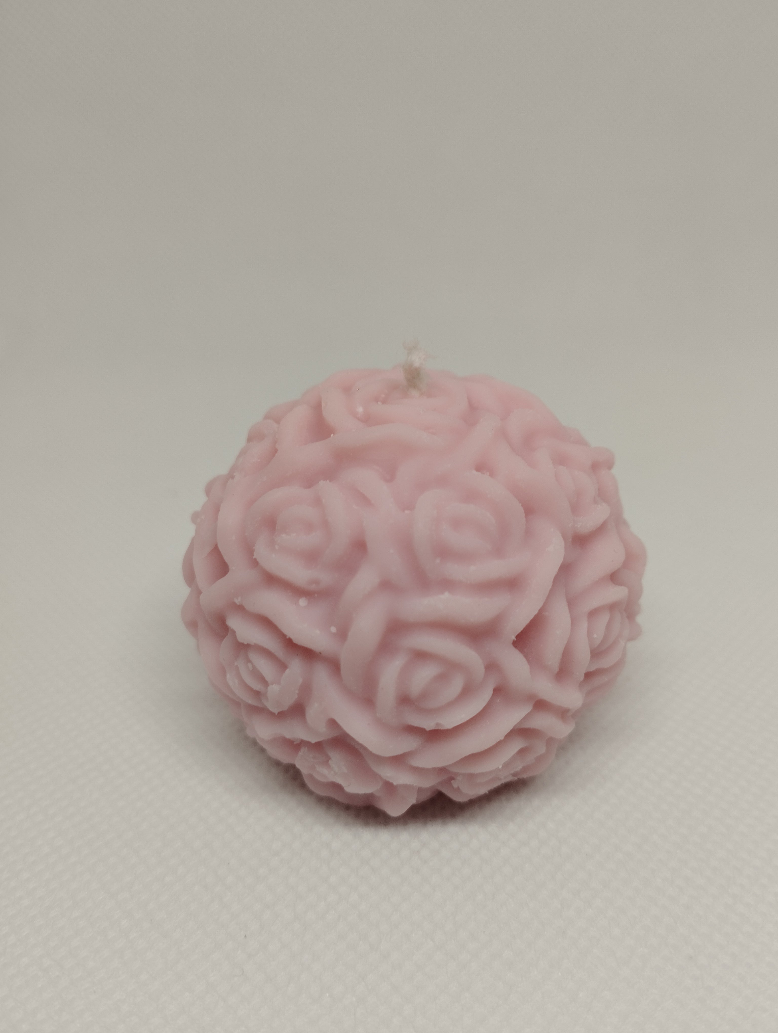 PETITE BOULE DE ROSES