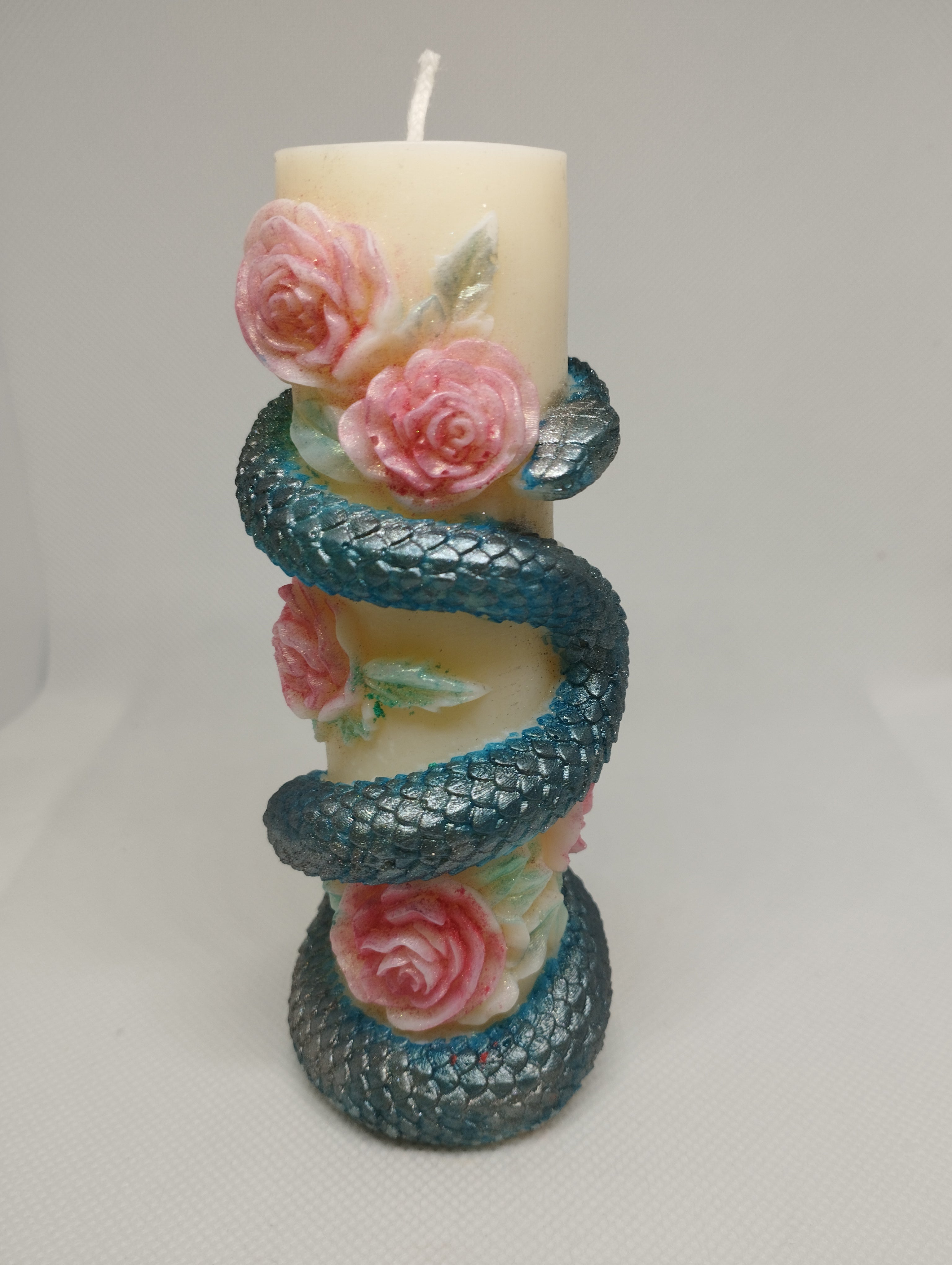 ROSES ET SERPENT