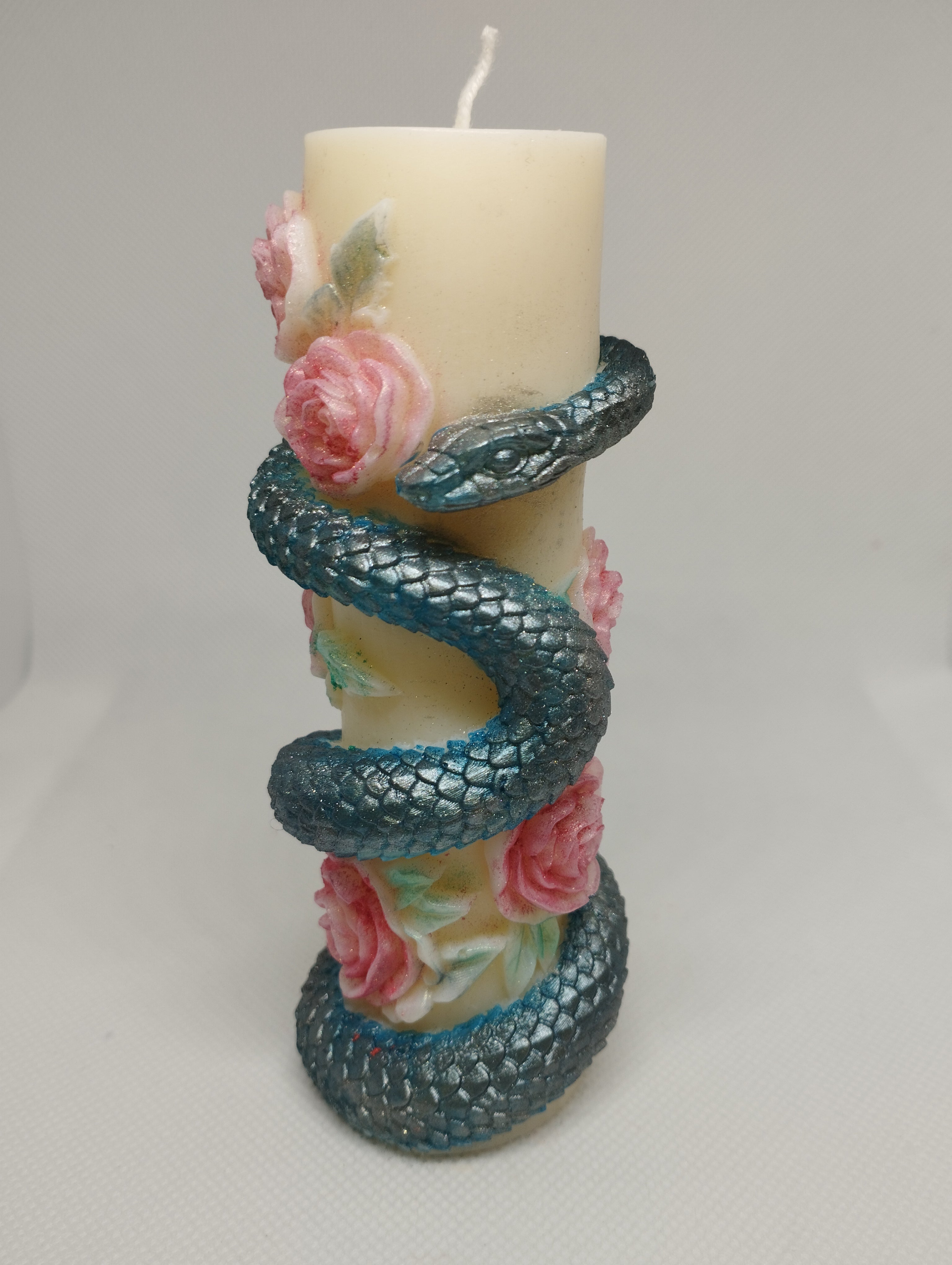 ROSES ET SERPENT