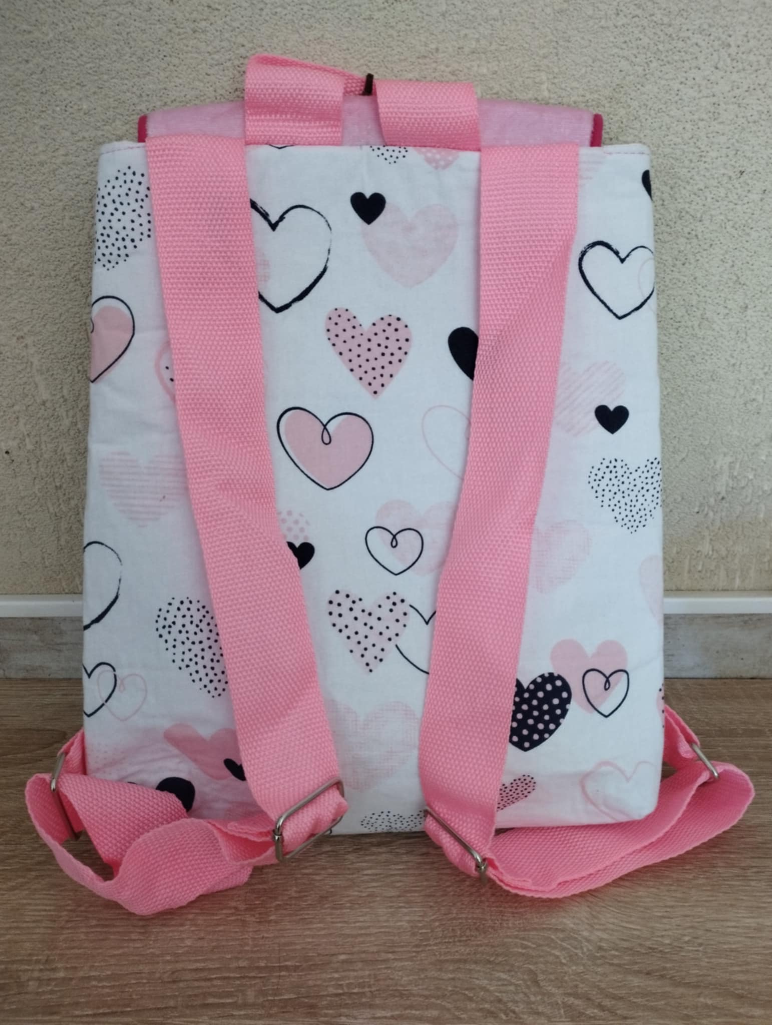 sac à dos coeurs rose et bleu