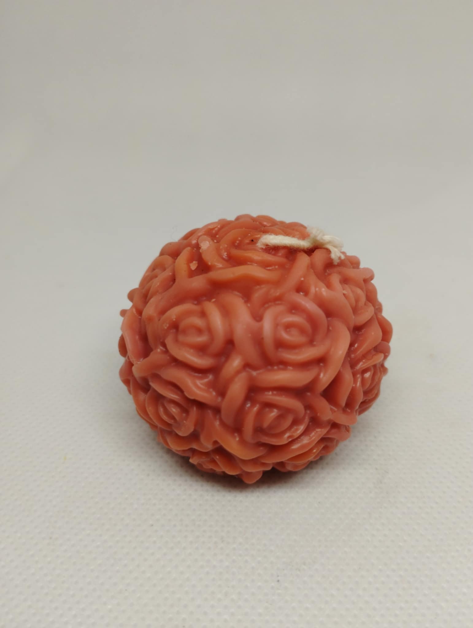 PETITE BOULE DE ROSES